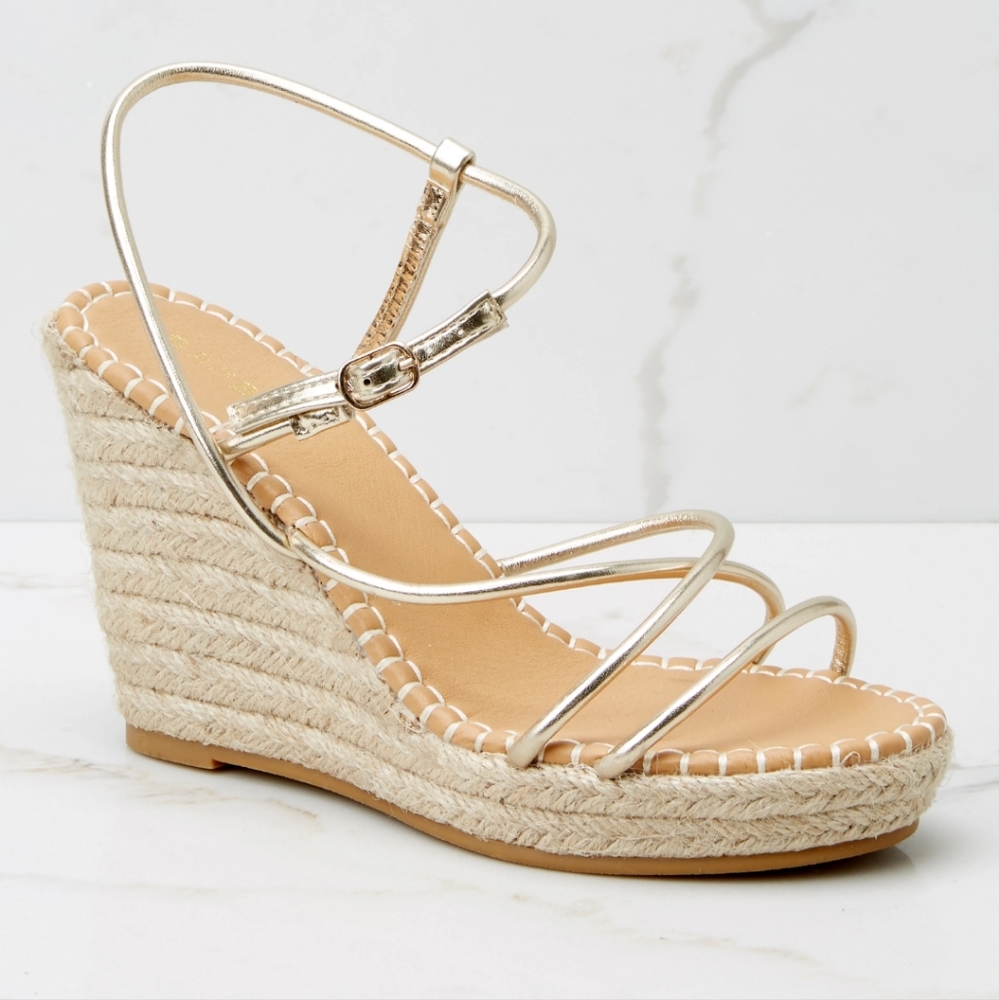Minutes to Midnight Gold Wedges - Only Worn Once! - Picture 2 of 3